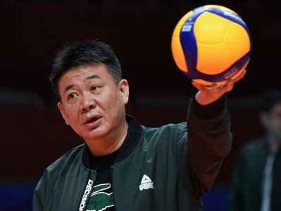 湖人在比赛中因伤离场，中国女排主教练感到担心的简单介绍官方网站