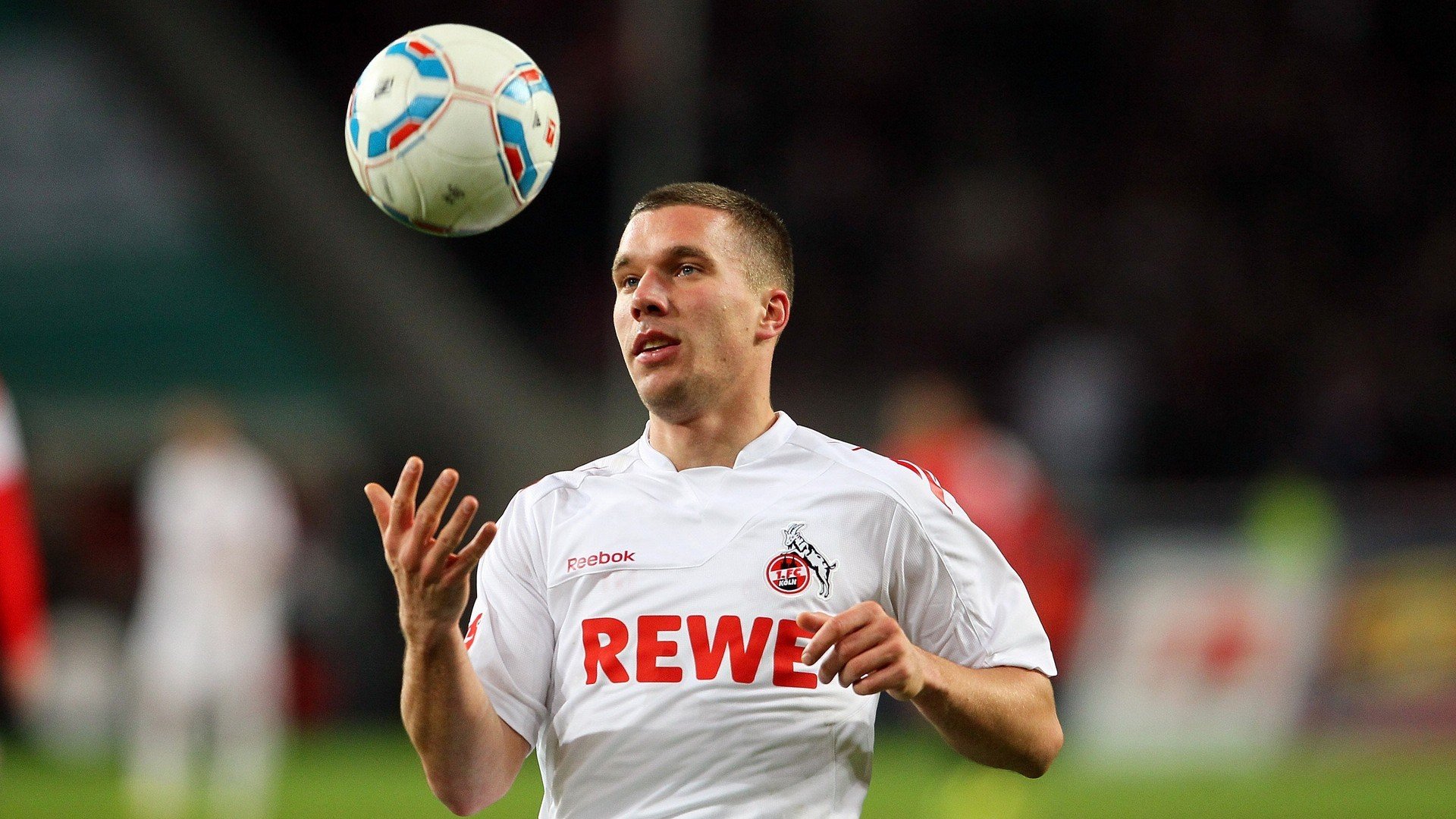 德罗巴关键节点大胜，巴塞罗那带队取胜！