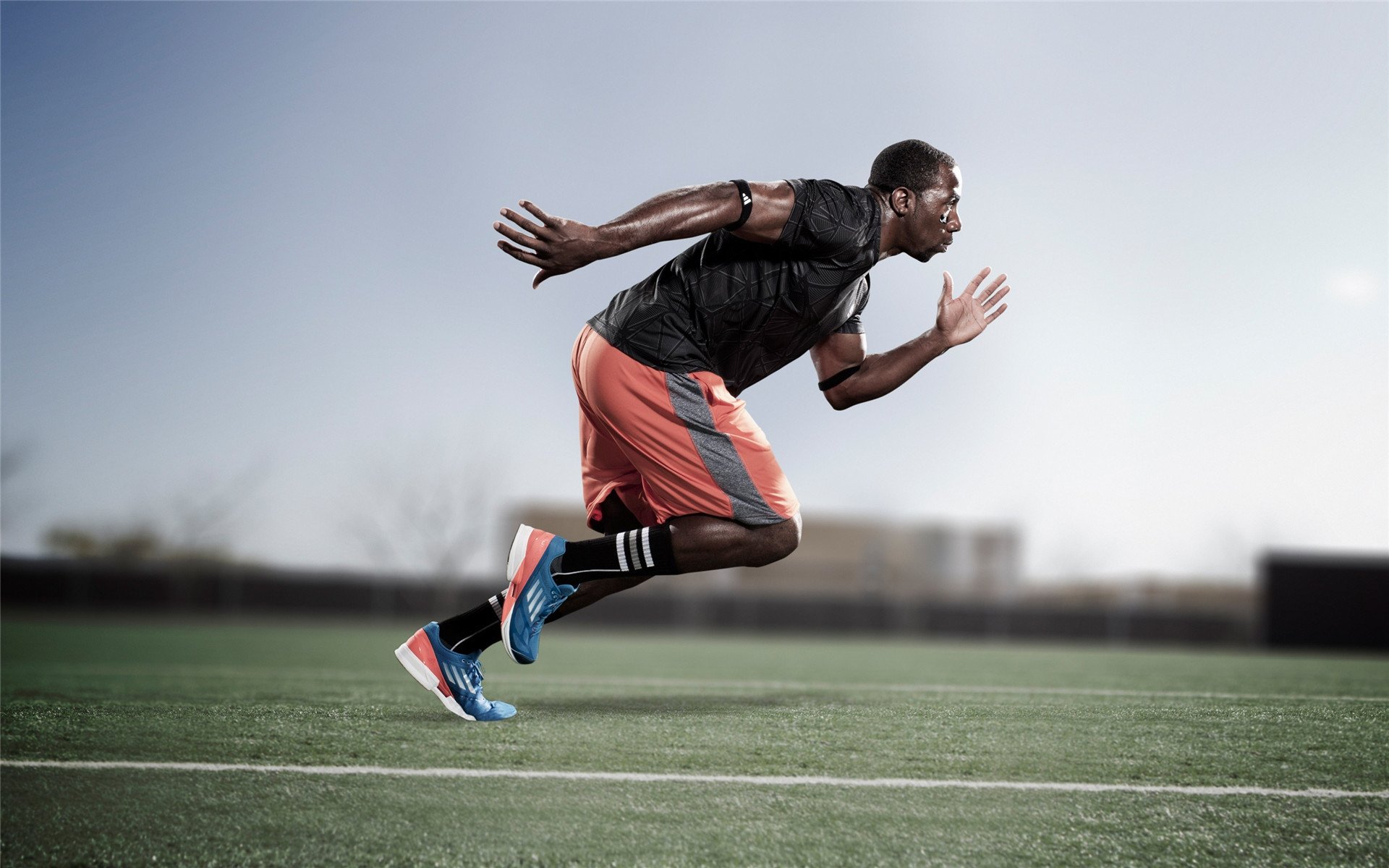 莱万多夫斯基爆冷击败尤文图斯，爆冷引爆全场！